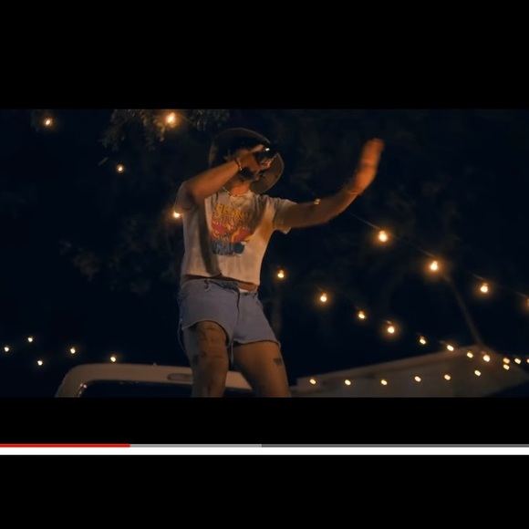 NWT Bad Bunny National Park Grand Cayon crop tshirt - Picture 3 of 5